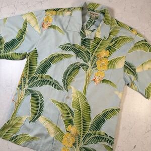 "TOMMY BAHAMA" HAWAIIAN 100% SILK MEN'S BUTTON UP SHIRT COCONUT BUTTONS Medium